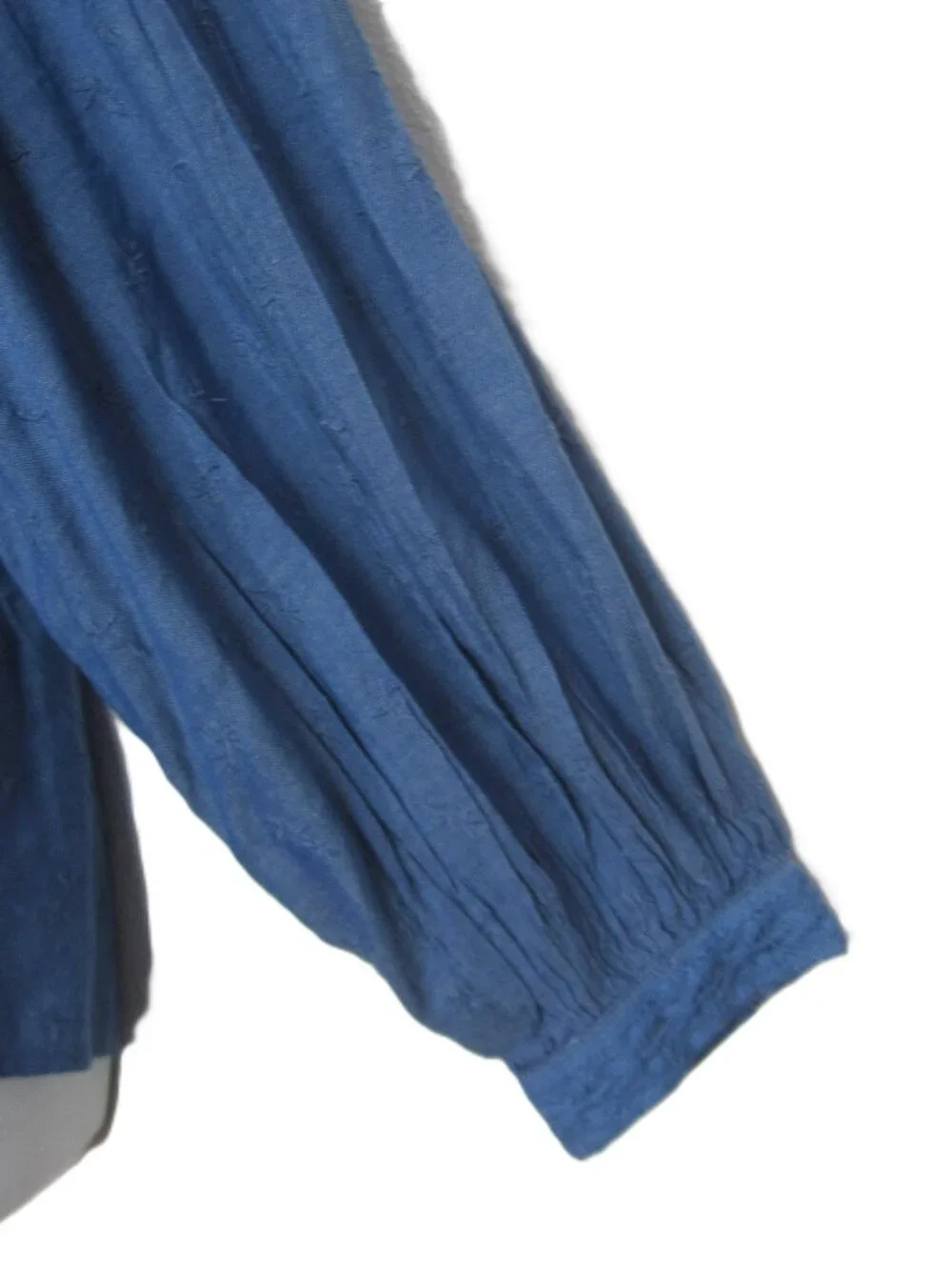 Old Navy NEW Size L Large Long Sleeve Embroidered Lace Trim Peasant Top Blue